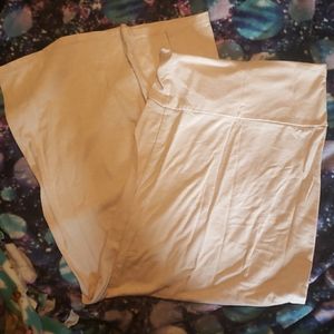 Cream heathered fold over maxi skirt.